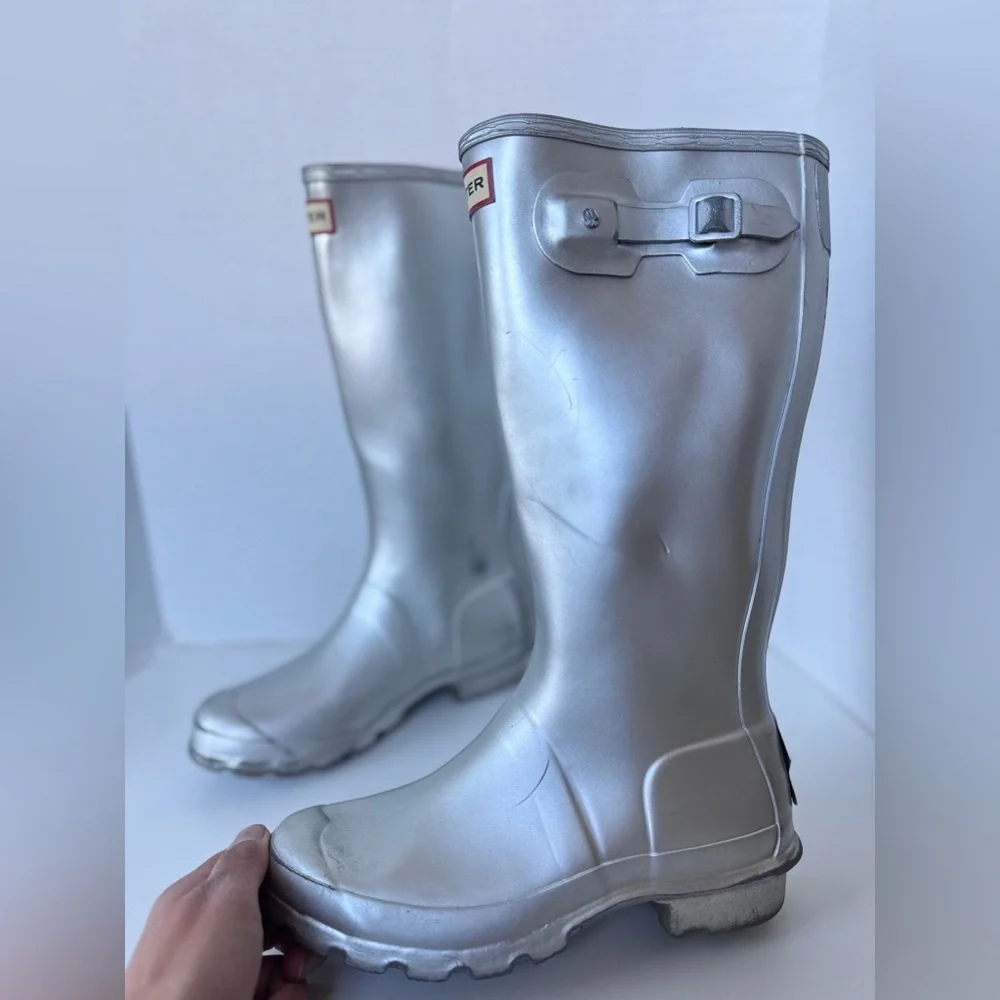 Hunter Rain Boots Metallic Silver Size 5 Girls Boot Youth